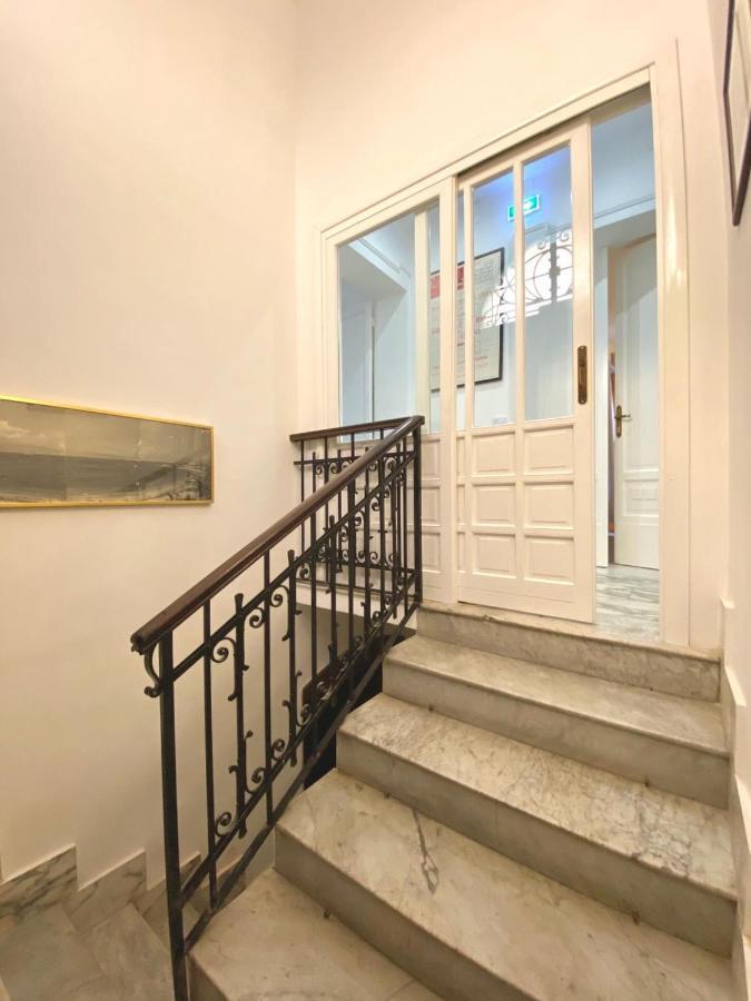 Al Teatro Bed and Breakfast Reggio di Calabria Eksteriør billede